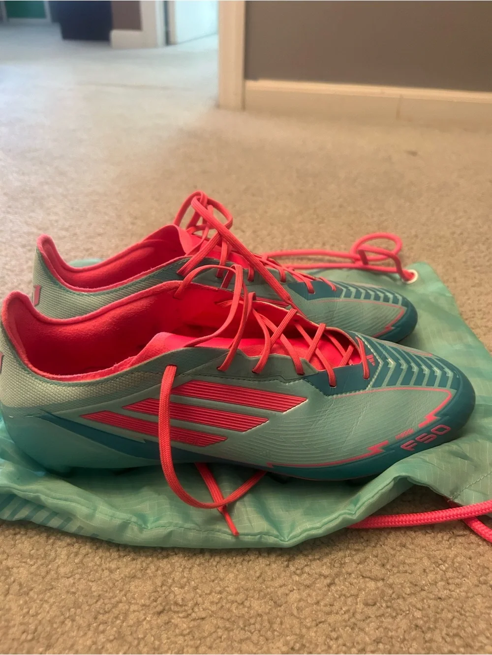 Men’s adidas f50 Messi size 11
